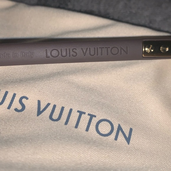 Authentic Louis Vuitton Pacific Pilot Sunnies - Picture 5 of 8